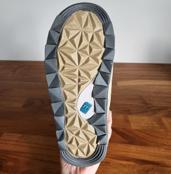 BURTON Snowboarding Boots - Picture 3 of 13